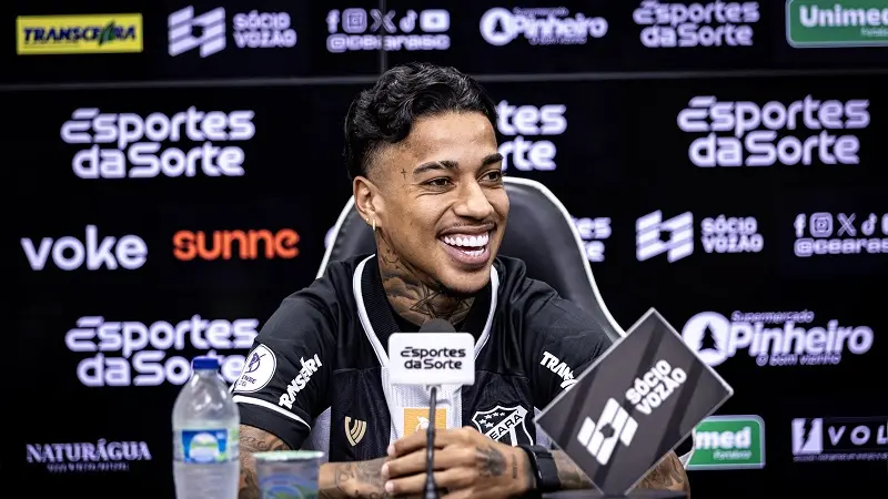 Matheusinho é apresentado no Ceará e mira retorno à elite: “Cheguei no momento certo”