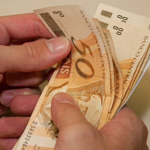 Projeto prevê descontos de até 100% em multas e juros de dívidas no Ceará