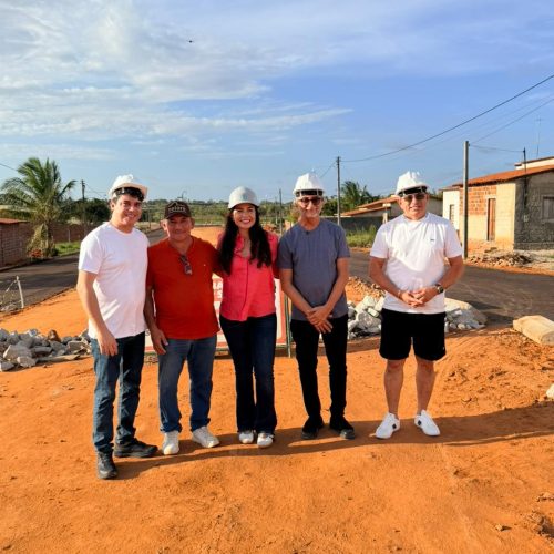 Prefeita Ana Afif visita obras ao lado de Júnior Mano, Acilon Gonçalves e Dedé Soldado