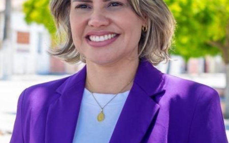 Água para o sertão: Prefeita de Beberibe, Michele Queiroz, anuncia abastecimento na zona rural