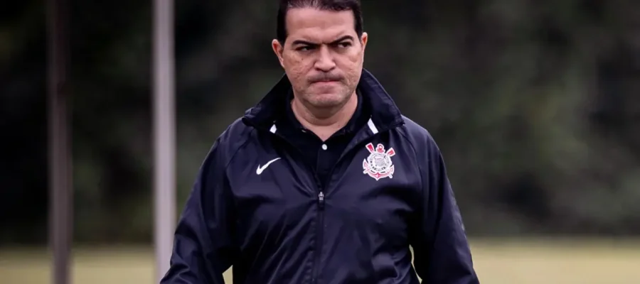 Marcelo Paz deixa o Corinthians após cobranças por pagamentos e relatos de ameaças