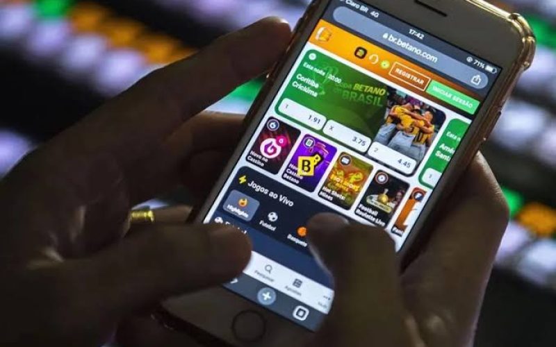 Sites e aplicativos de bets começam a sair do ar no Brasil nesta terça-feira (6)