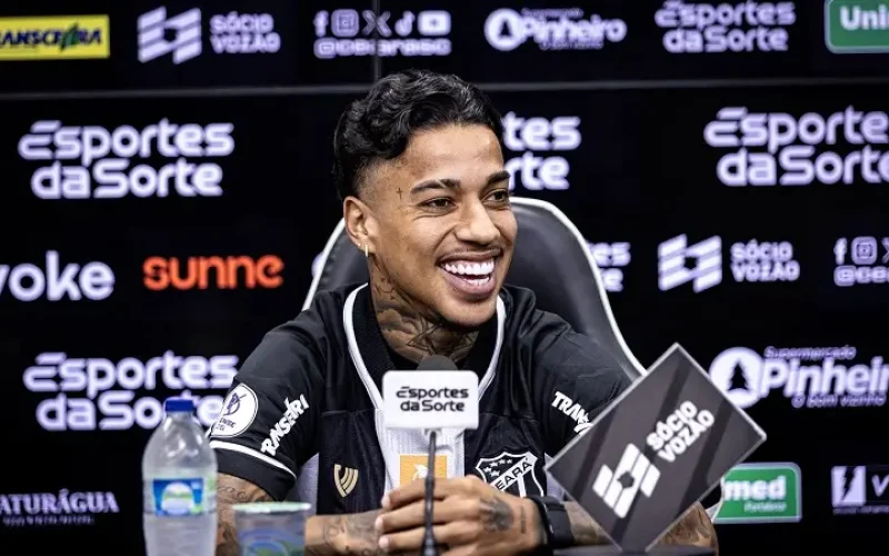 Matheusinho é apresentado no Ceará e mira retorno à elite: “Cheguei no momento certo”
